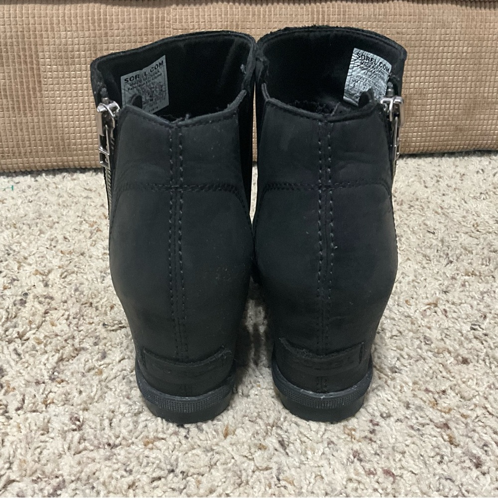 Sleek Black Wedge Ankle Boots with Zipper - Picture 10 of 12